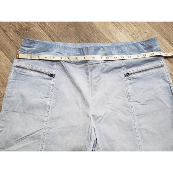 Zenergy by Chico's Light Blue Dyed Cropped Capri Pants / Slacks | Size 3P - Picture 6 of 6